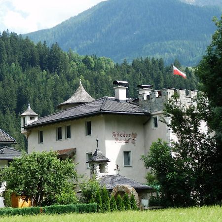 Schlossburg Reiserhof 齐勒河谷采尔 外观 照片