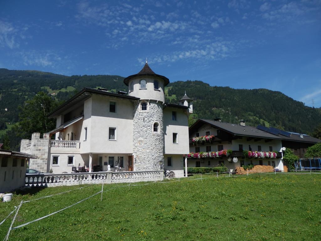 Schlossburg Reiserhof 齐勒河谷采尔 外观 照片